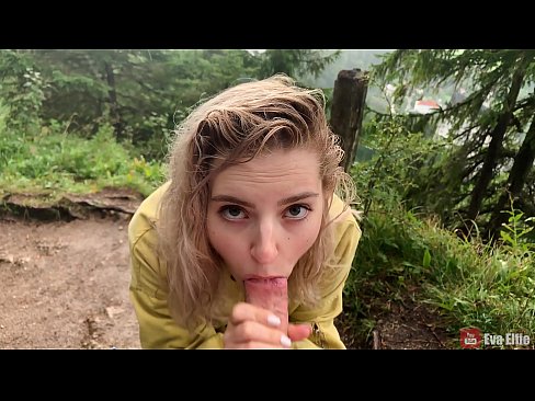 ❤️ Mädchen schluckt Sperma nach einem öffentlichen Blowjob - Eva Elfi ☑ Sex video bei de.hdporn24.ru ❌